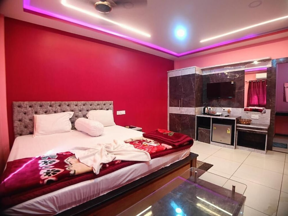 CHUTI BEACH REOSORT