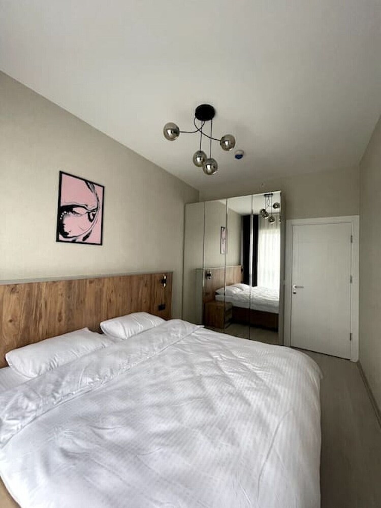 Stylish 1-bedroom Apartment Near Mall of Istanbul