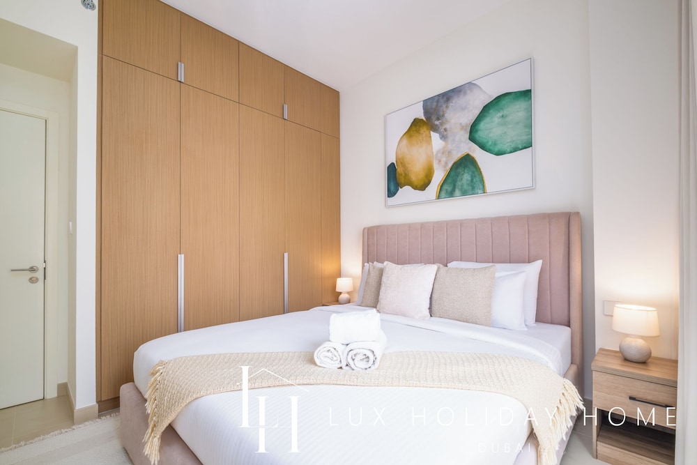 LUX The Dubai Creek Beach Suite 2