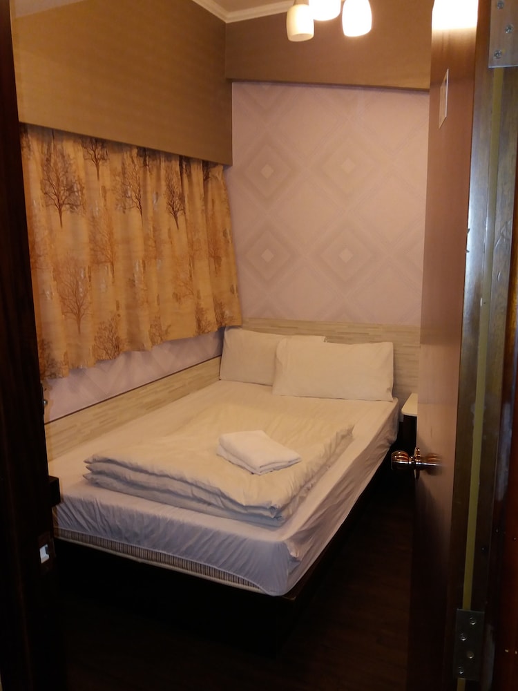 Rai Lei Hostel