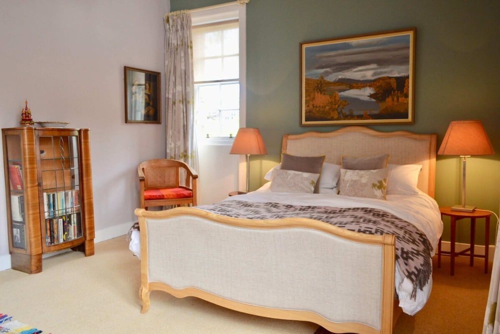 Amazing Morningside 2 Bedroom Apartment