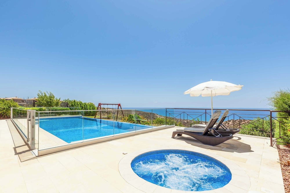 Aphrodite Hills Mythos Collection Villa Av05