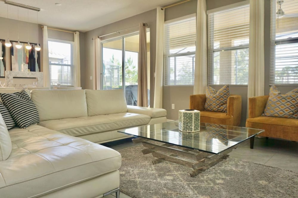 3kingbeds Spa Gameroom Solterra