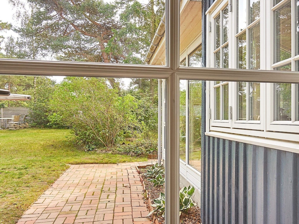 8 Person Holiday Home in Nexo view 4