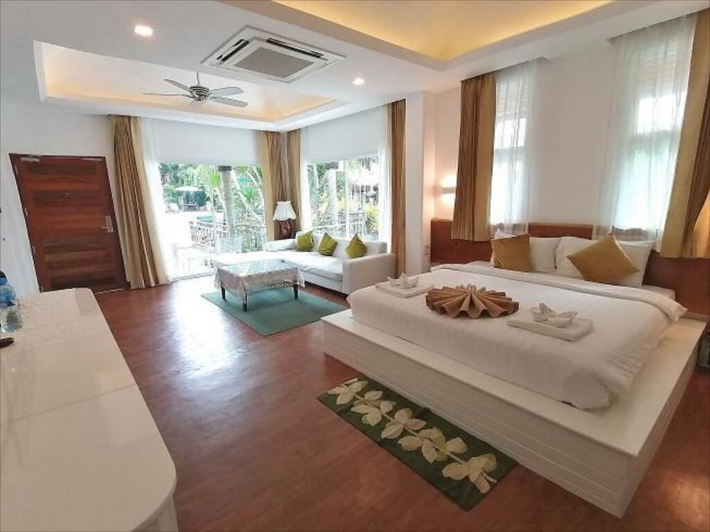 Green View Village Resort