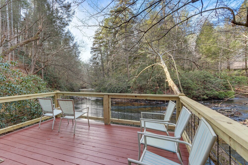 Waterfront Cabin w/ Beautiful River View & Hot Tub view 4