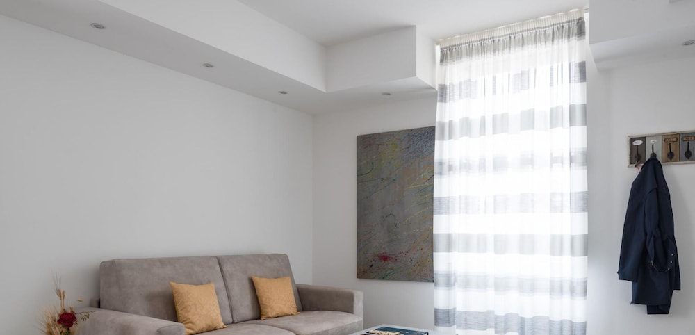 AM Suite With Terrace by Wonderful Italy view 4