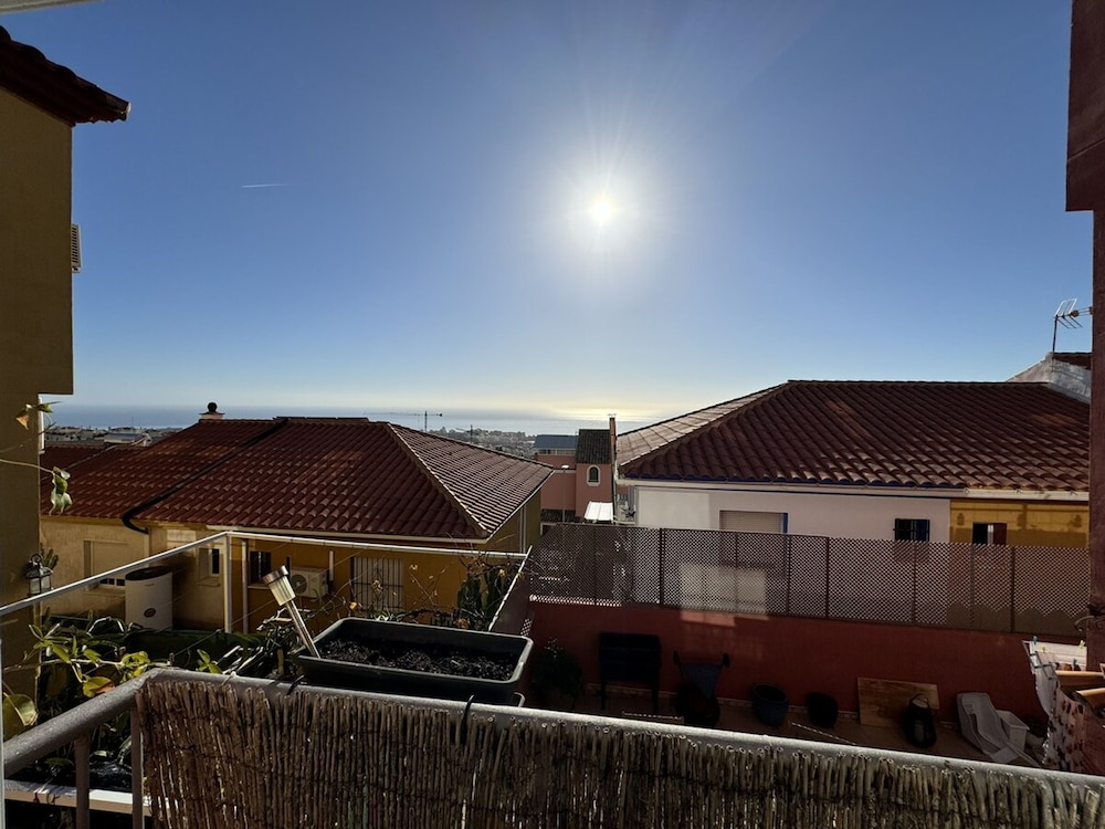 Peaceful Studio Apartment With Amazing Views