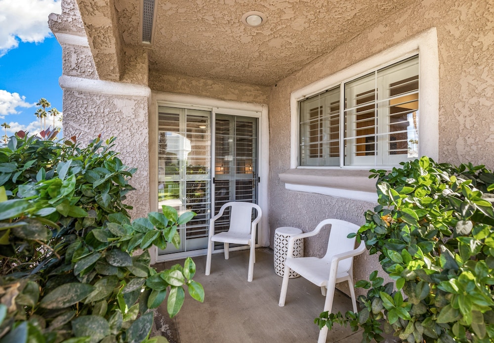 Mesquite Oasis Haven