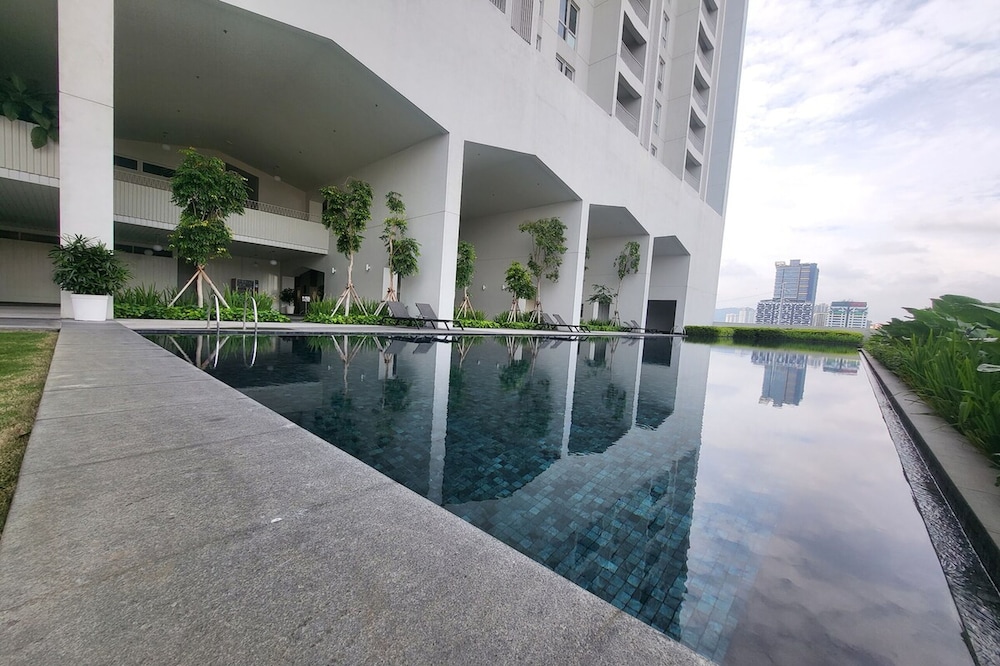 UNA Residence Peel Apartments