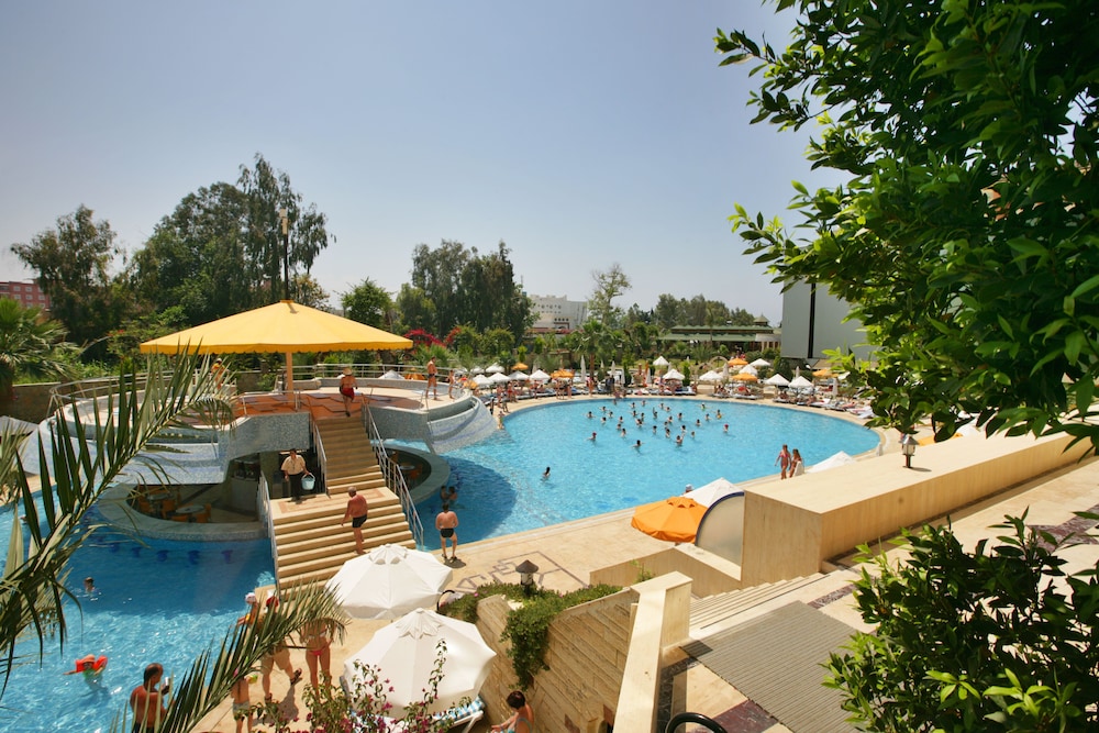Saphir Hotel & Villas