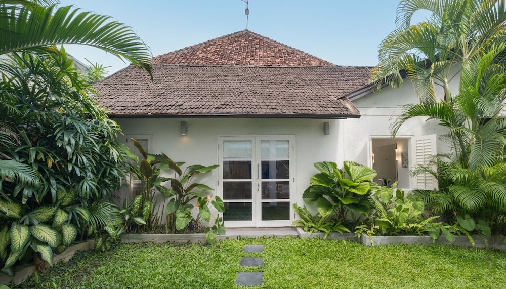 Villa Merta Sari 8 by Villa Finder