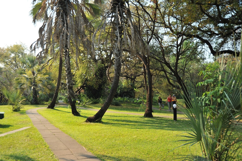 Victoria Falls Waterfront