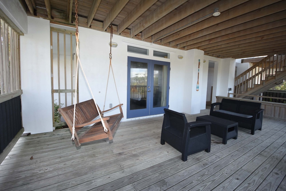 Just Beachy A Luxury Retreat Sleeps 12 3 Levels With Elevator- Perfect for 1-3 Families