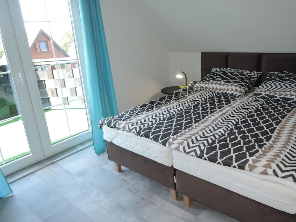 Wooden House Kolczewo Near Baltic Sea Beach view 3