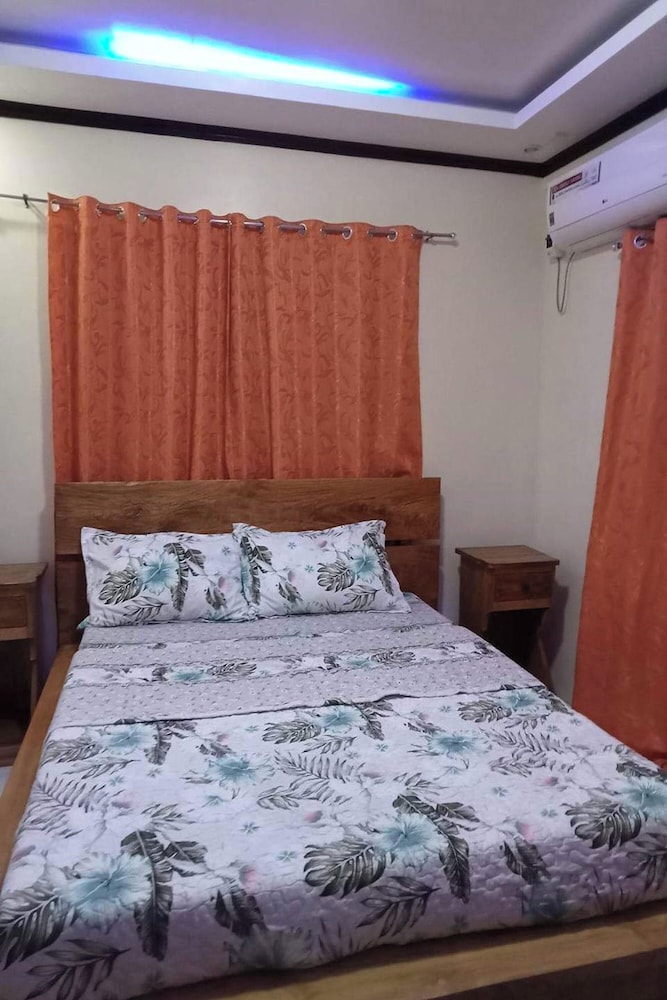 Michael's Homestay - Farm Villa near Patar Beach & Bolinao Falls