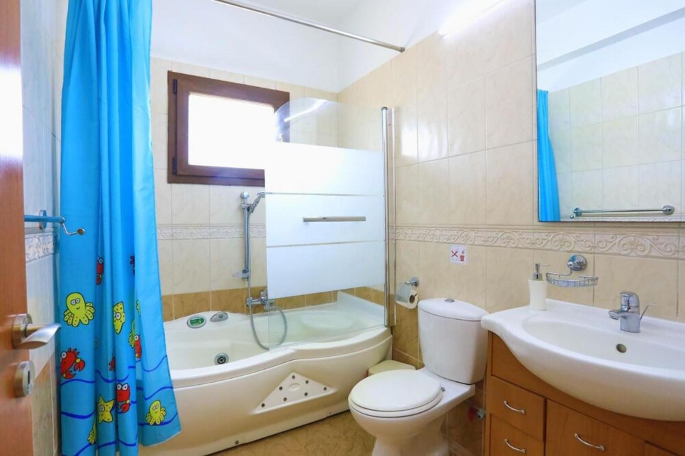 Villa Tsikkos Ena in Argaka
