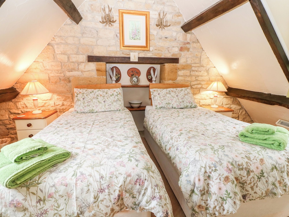 Hadcroft Cottage view 5