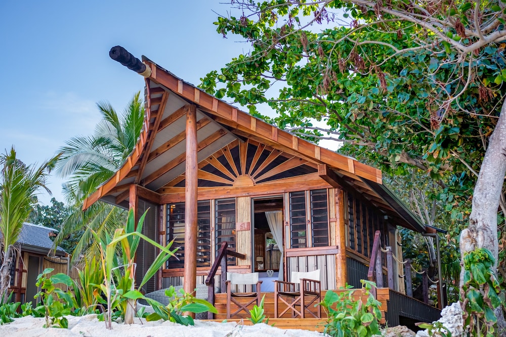 Barefoot Kuata Island Resort Fiji