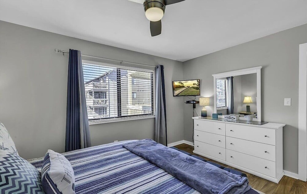 Ocean Bridge 27b 2 Bedroom Condo