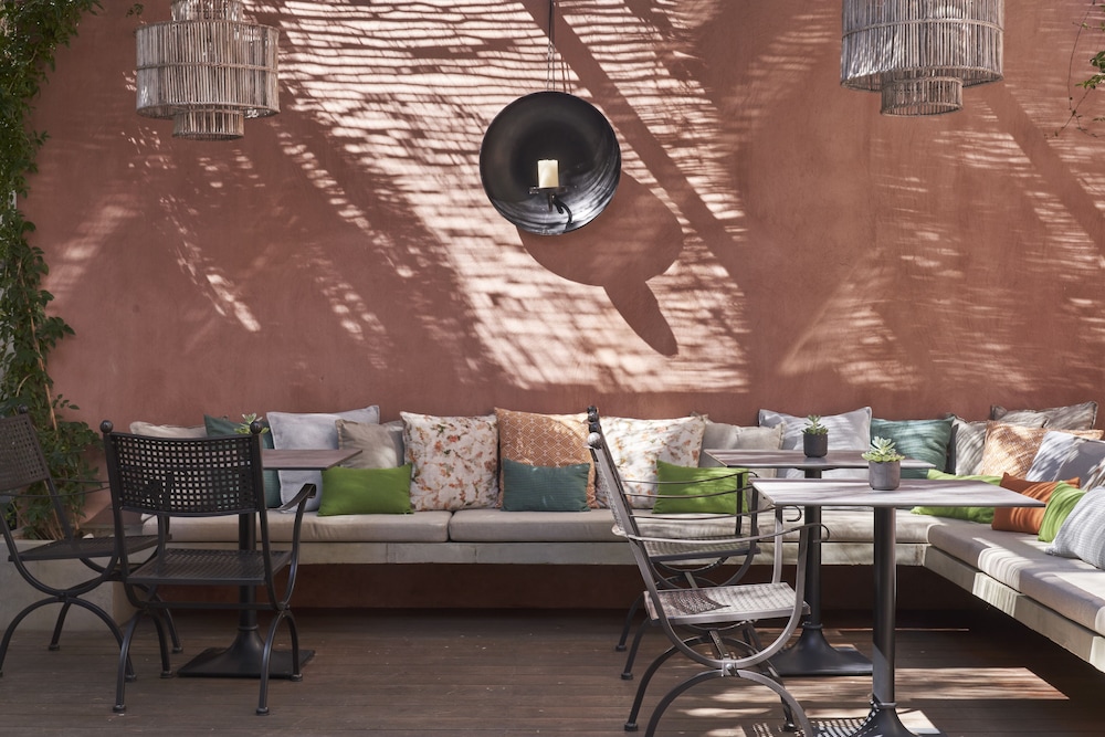Glyfada Vacations - Sea View Hotel - Property Image 10