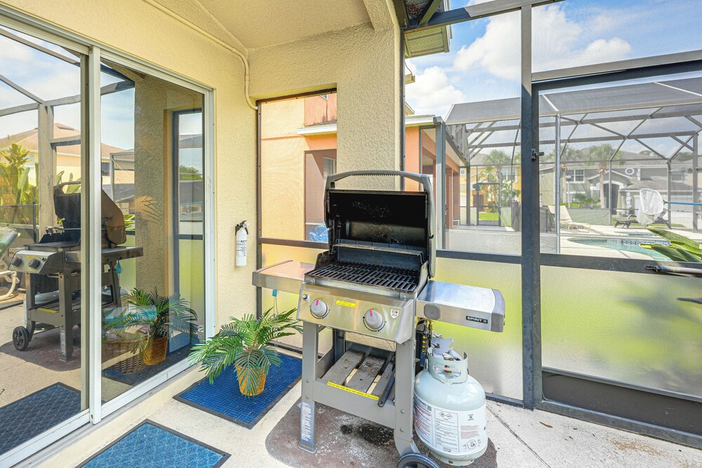 3 Mi to Disney World: Poolside Oasis w/ Game Room