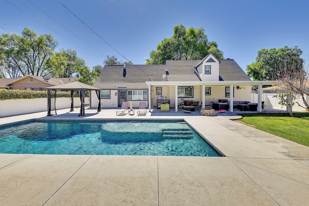 4 Mi to Dtwn: Riverside Gem w/ Pool & Game Room