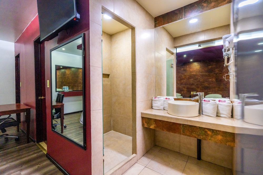 Ensenada Vacations - Hotel Rose Ensenada - Property Image 12