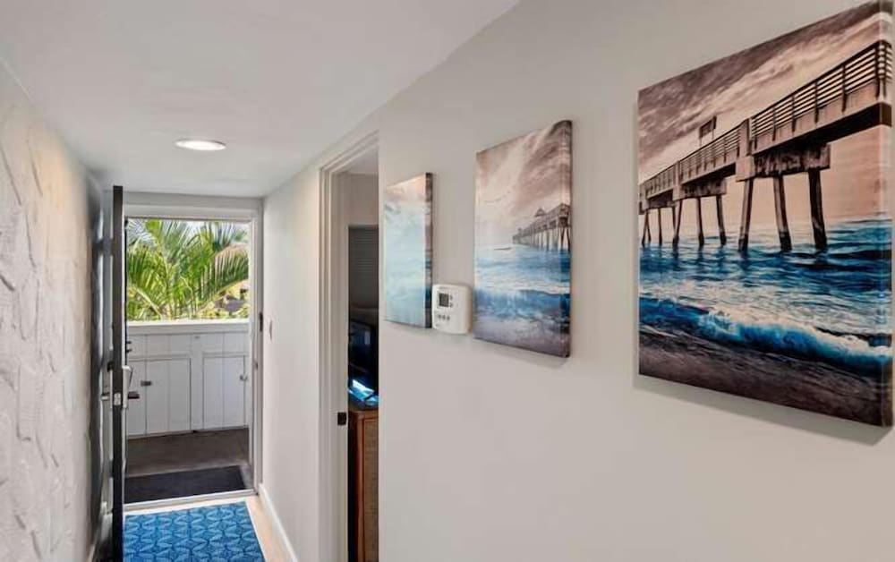 Ocean Views - No Stairs! - In Unit Washer/dryer - BBQ - Vrkcv