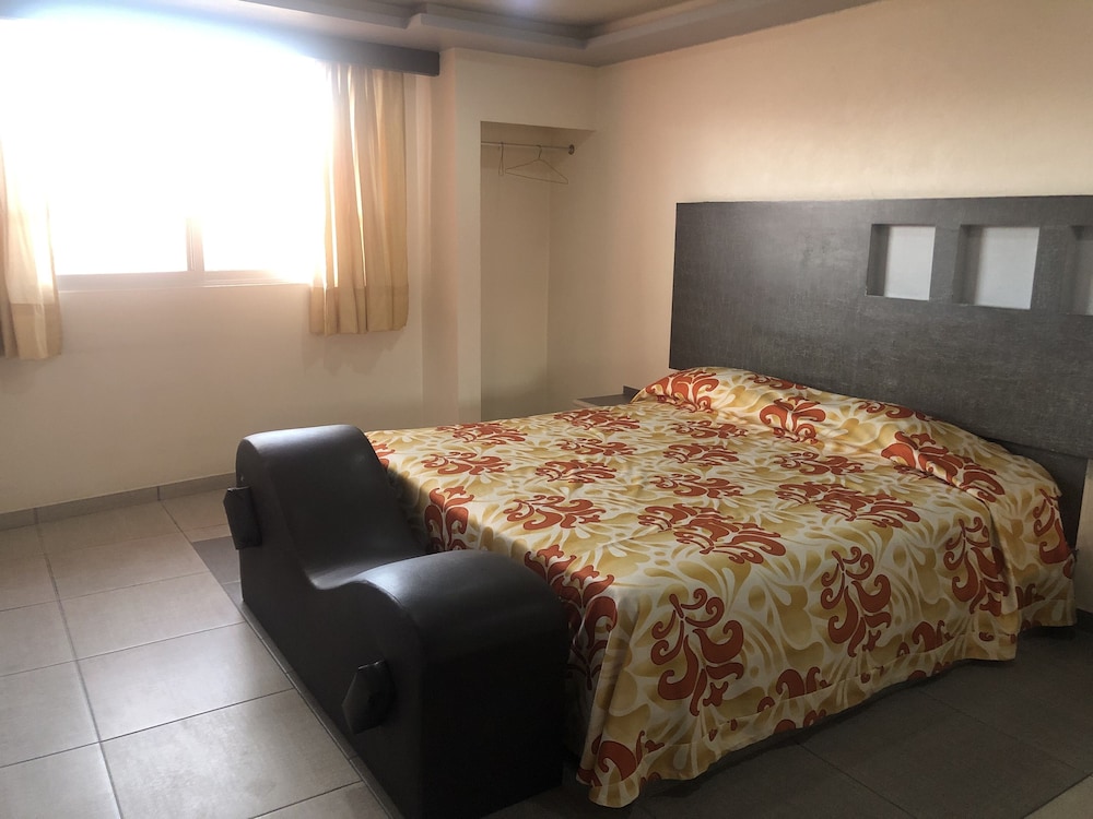 Hotel & Villas 7