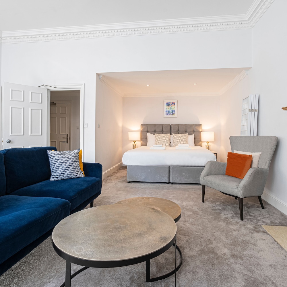 The Belgravia Suite Next to Sloane Square