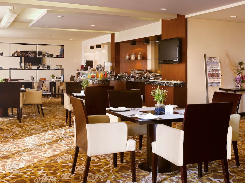 Mumbai Vacations - Novotel Mumbai Juhu Beach Hotel - Property Image 75