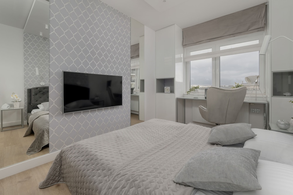 Żwirki Apartment Łódź by Renters