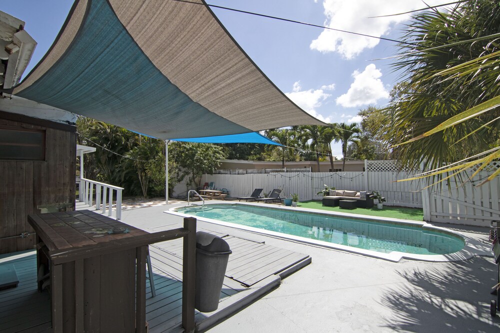 Tarpon River Getaway - New - Image 3