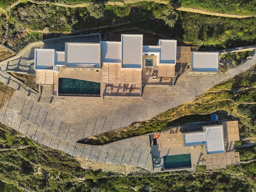 Mythic Villa