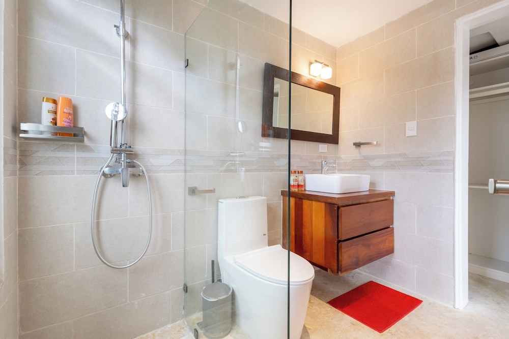 Villa Buganvilla 252 - 4BR Pool Jacuzzi Golf