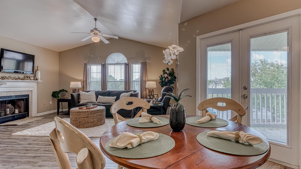 Colony Club #U3 by Southern Vacation Rentals