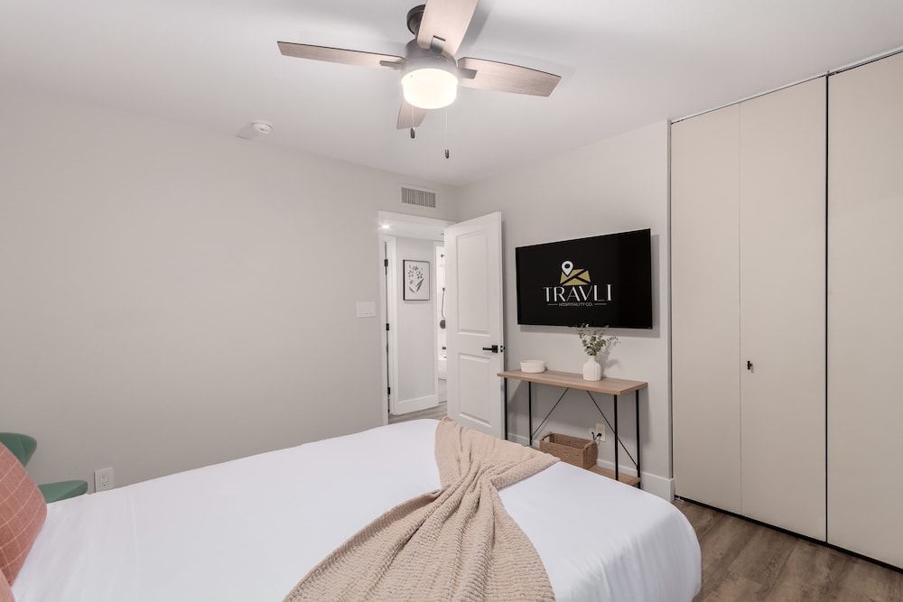 NEW The Mesquite Retreat on Oak Entertainers Oasis