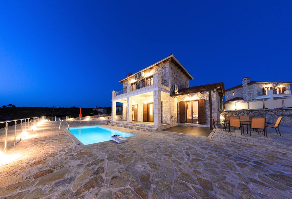 Sunset Vista Villas Classic II