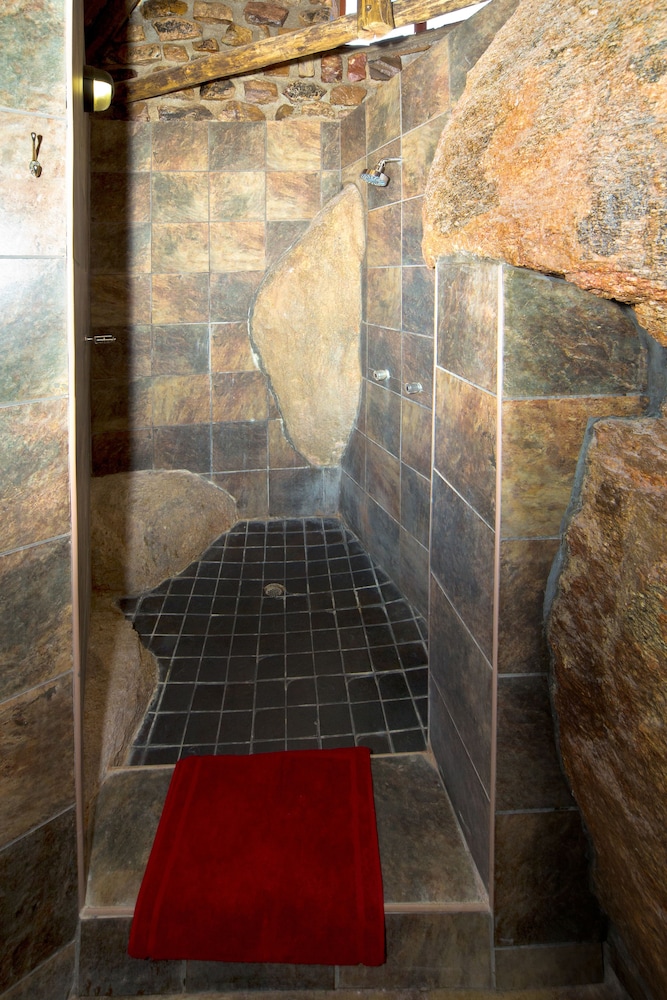 Canyon Lodge