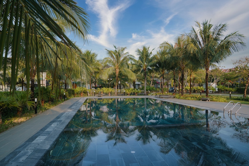 Kosmos Apart Hotel