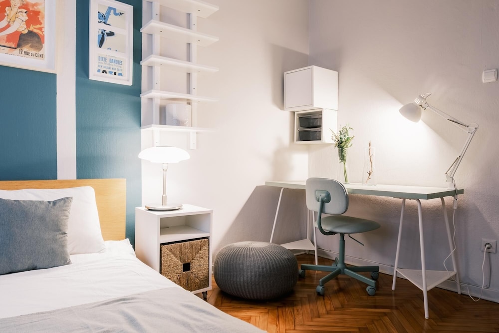Charming Flat Near Osmanbey Metro Station