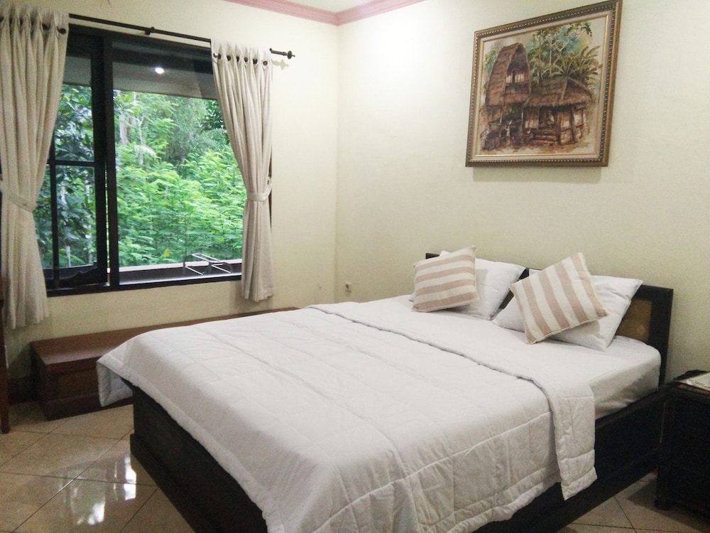 Puri Alam Dewata - Guest Villas
