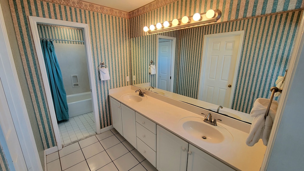 Pelican Point by Tybee Vacation Rentals