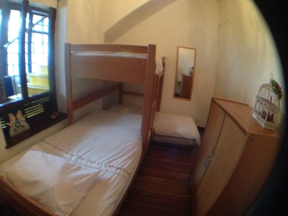 Graffiti Hostel Bogota
