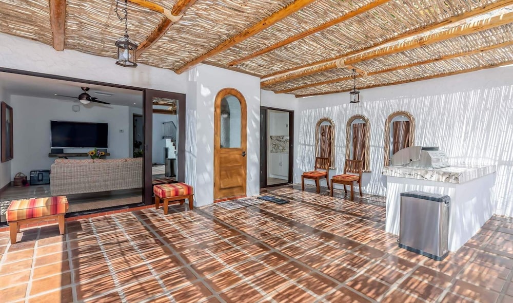 Casa Connie in Cabo San Lucas