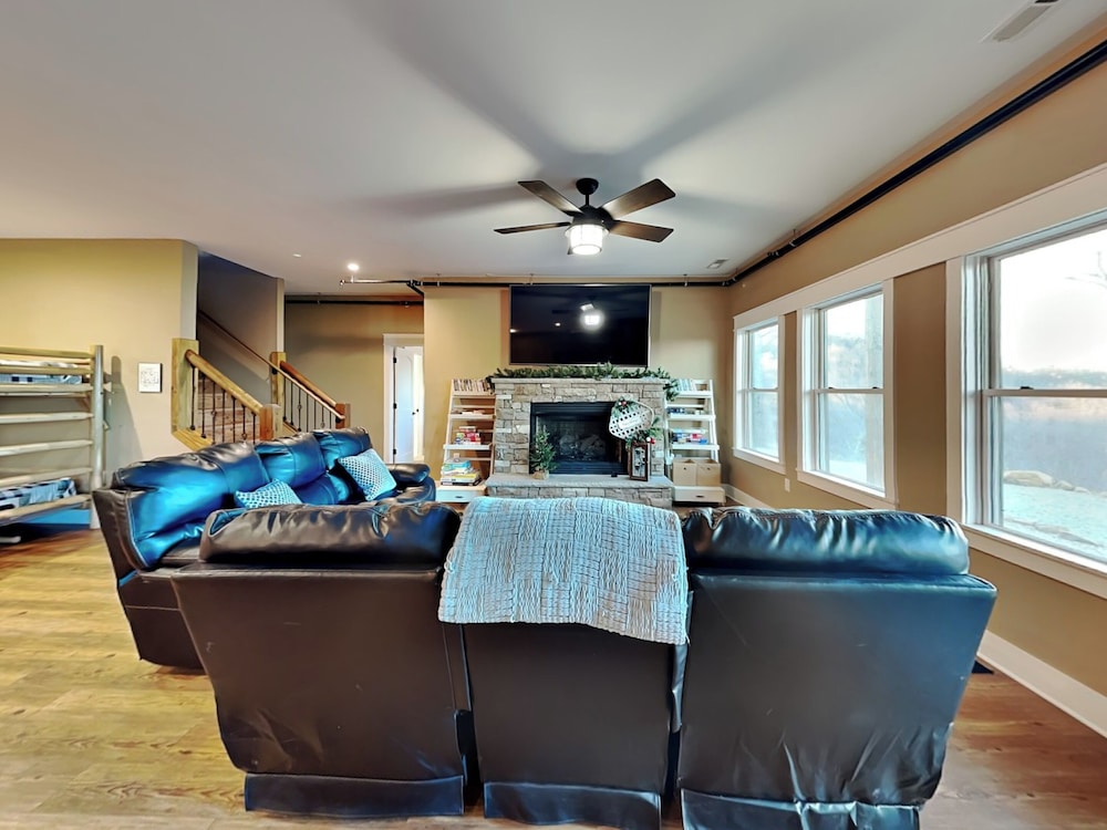 5 Solas Lodge by Jackson Mountain Rentals