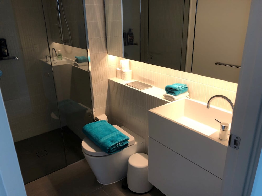 ReadySet Apartments on Southbank Boulevard