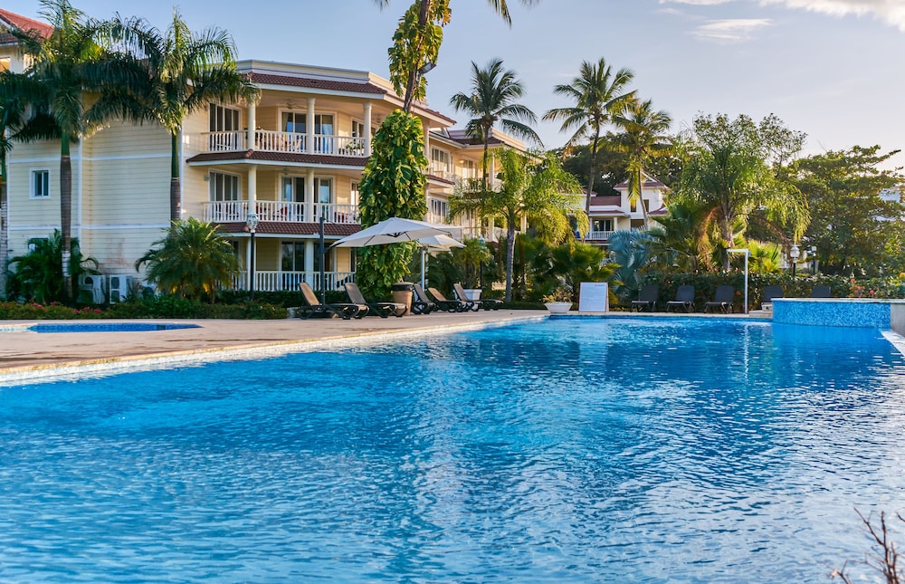 Luxury Penthouse Hispaniola Beach