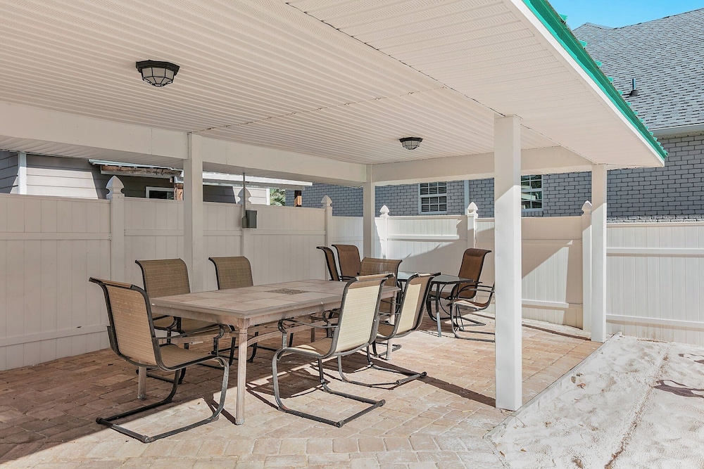 Happy Ours by Southern Vacation Rentals